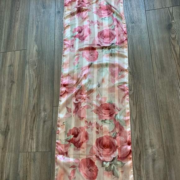 Floral Sheer Scarf - Picture 5 of 5